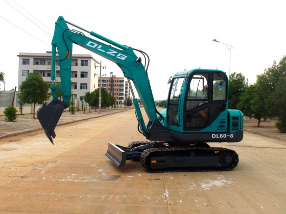 DL60-9小型履帶式挖掘機(jī)